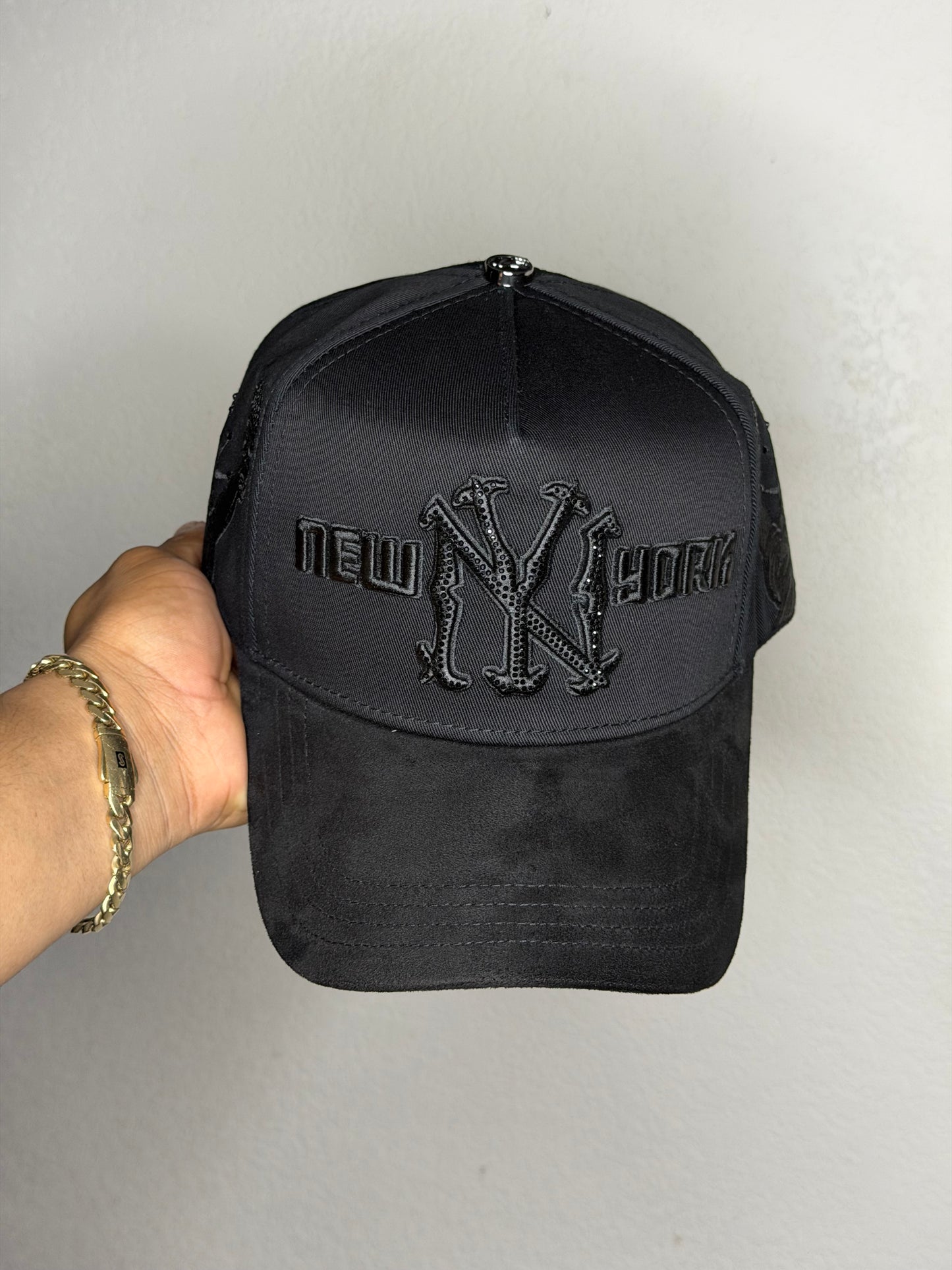 NEW YORK TOTAL BLACK