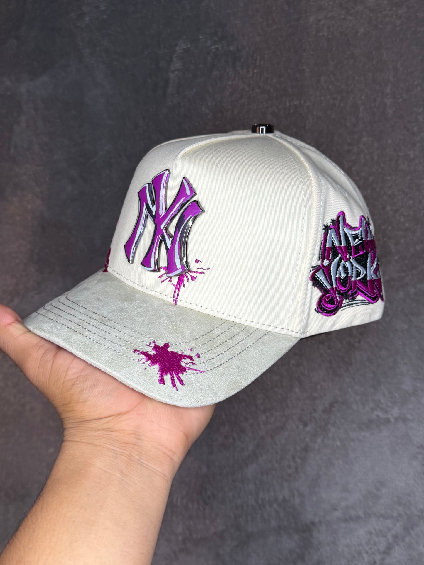 NY MORADO
