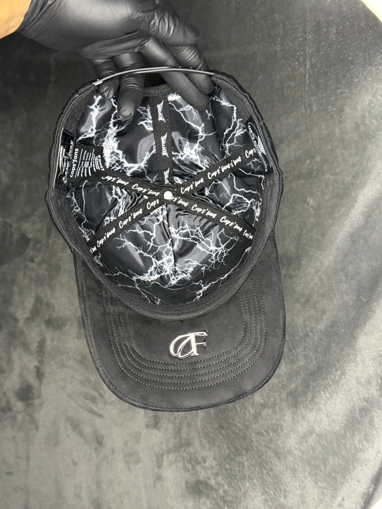 NEW YORK TOTAL BLACK