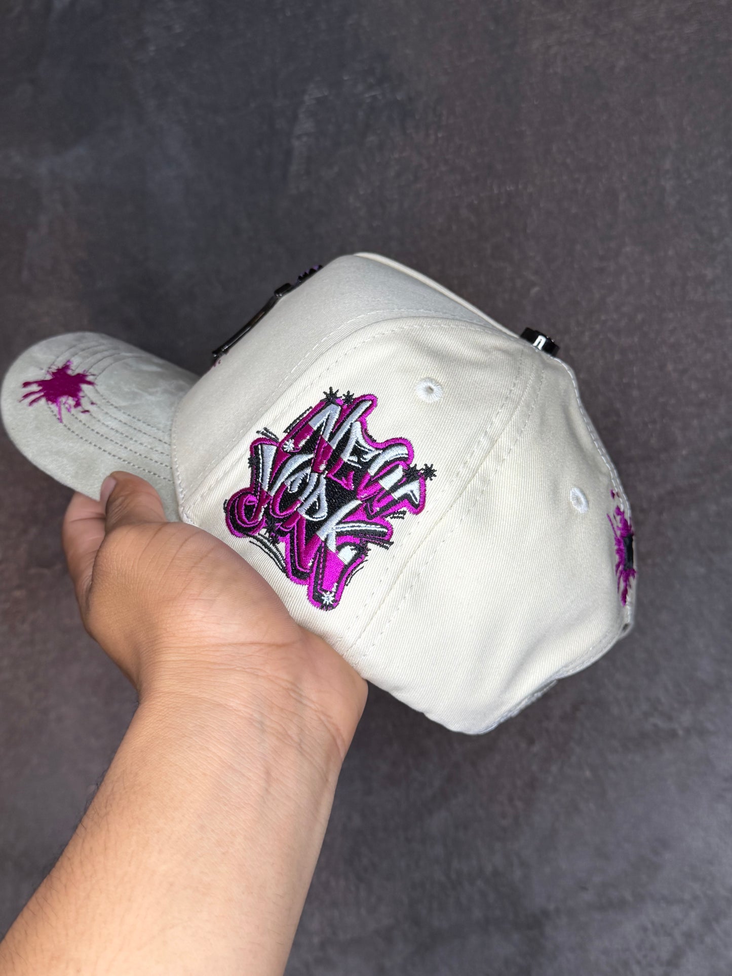 NY MORADO